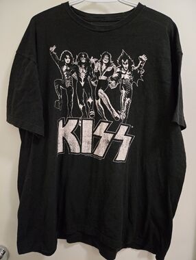 Mens Kiss band TShirt